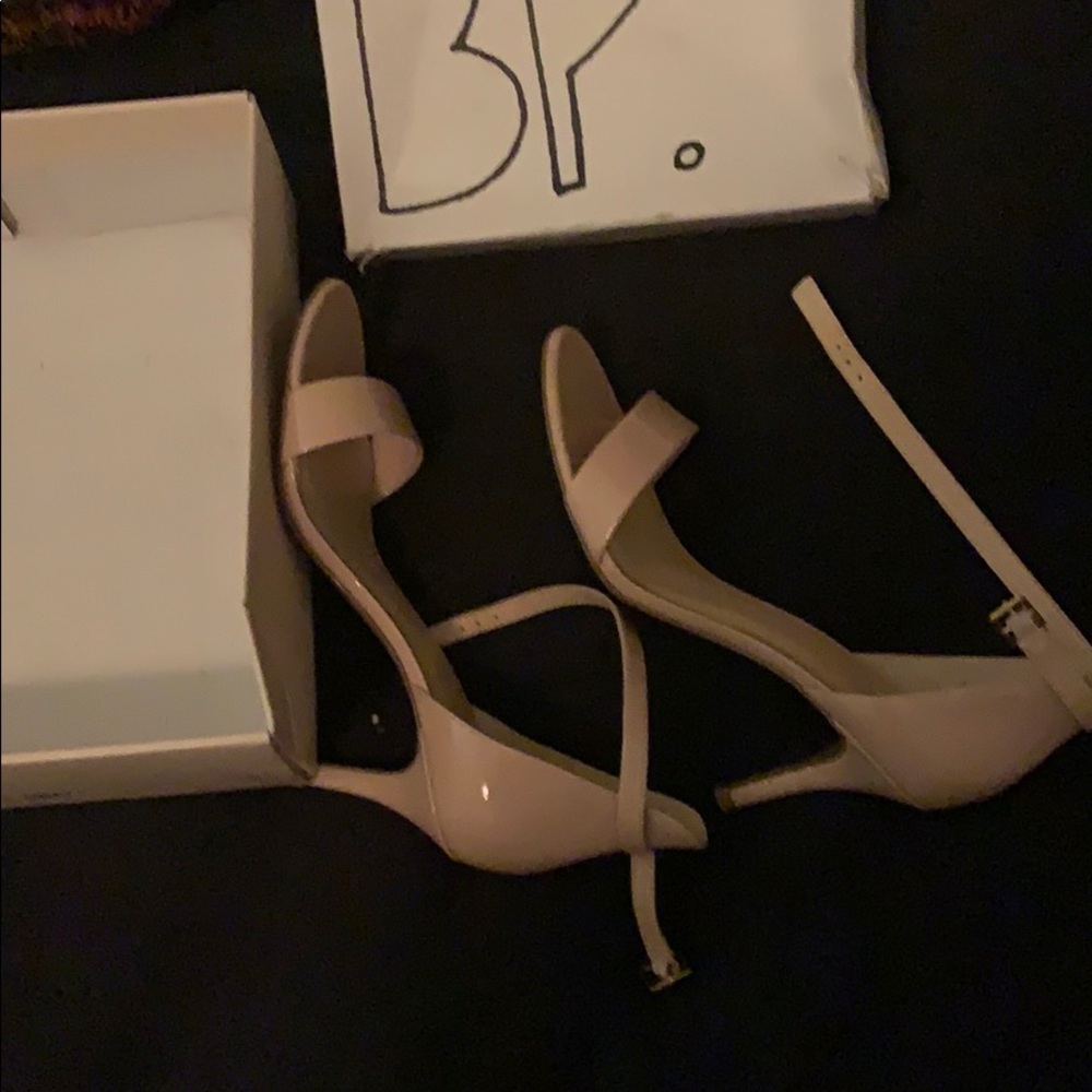 And strap high heel sander